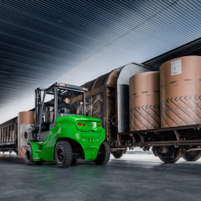 CESAB B800 heavy duty electric counterbalanced forklift truck